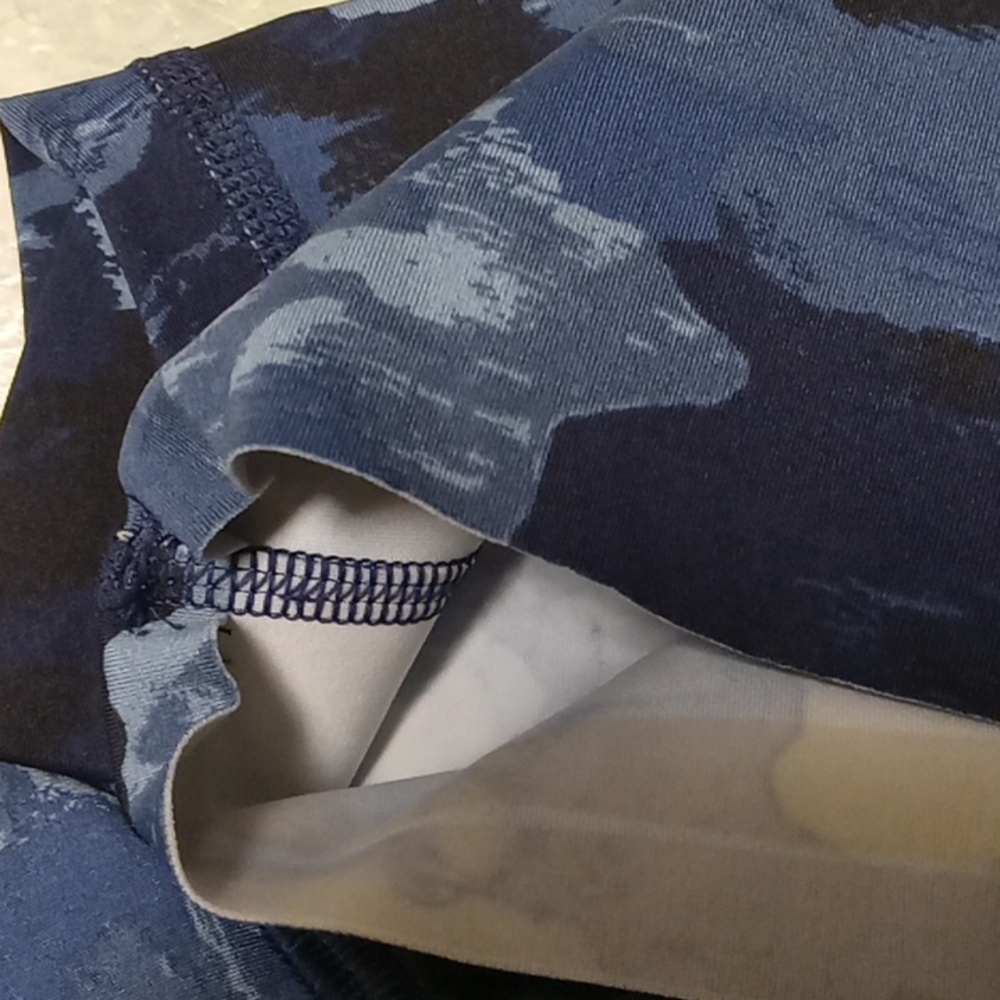 RAG 2X Bike Shorts Tie Dye + Blue Camo Capris Bundle - Picture 10 of 12